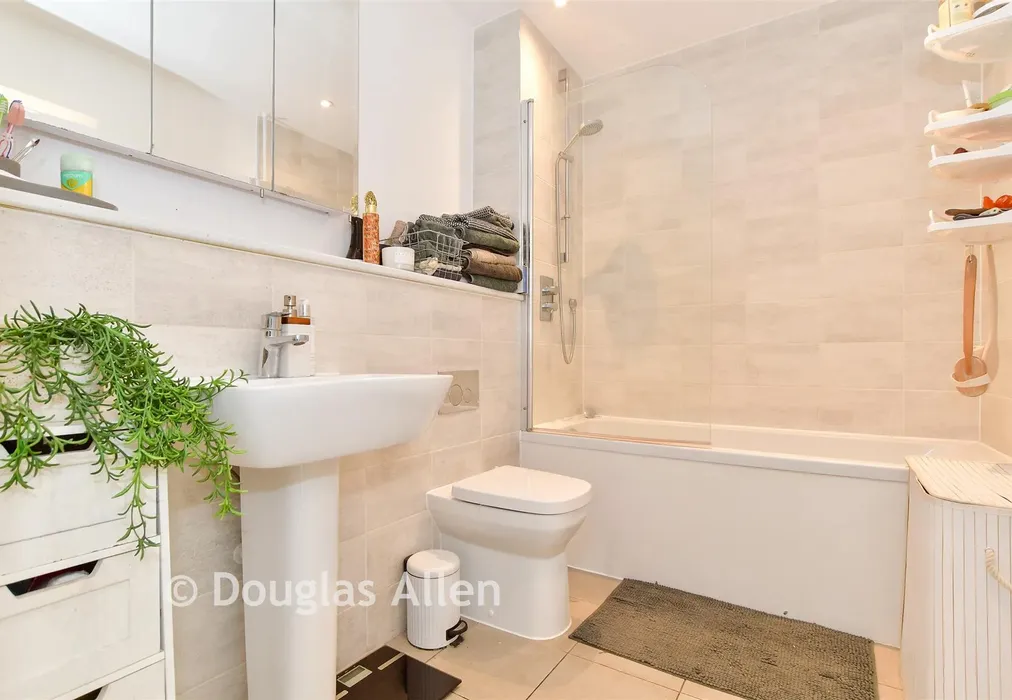 Bathroom - Lena Kennedy Close, Chingford - Wards of Kent