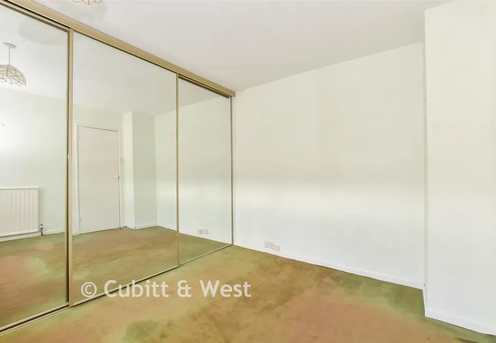 Bedroom 1 - Constable Road, Crawley, West Sussex - Wards of Kent