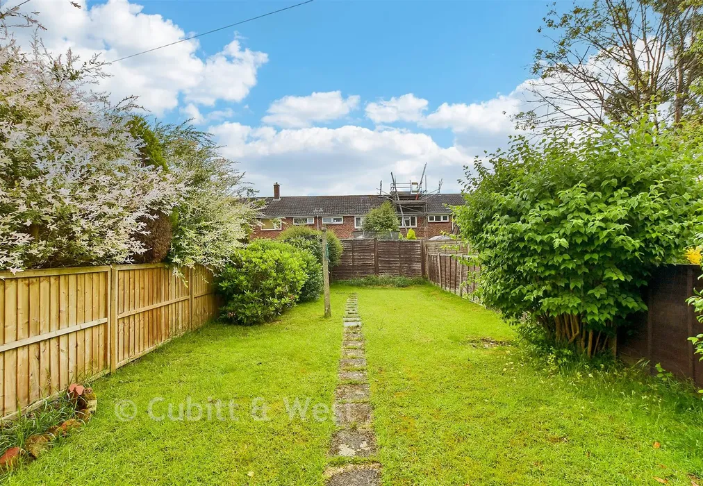 Rear Garden - Constable Road, Crawley, West Sussex - Wards of Kent