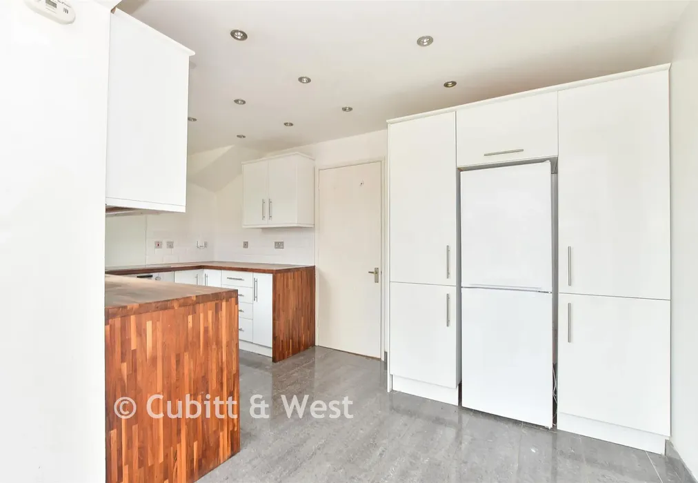 Kitchen/Diner - Walker Road, Maidenbower, Crawley, West Sussex - Wards of Kent
