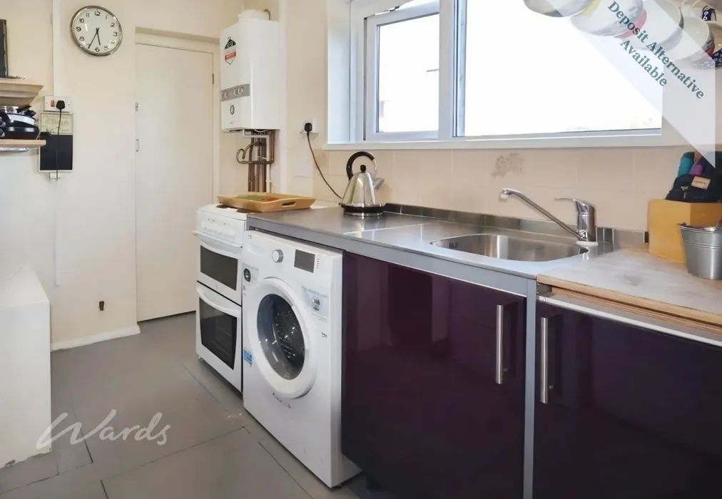 Ros 3 kitchen use - Lyell Road Birchington CT7 - Wards of Kent