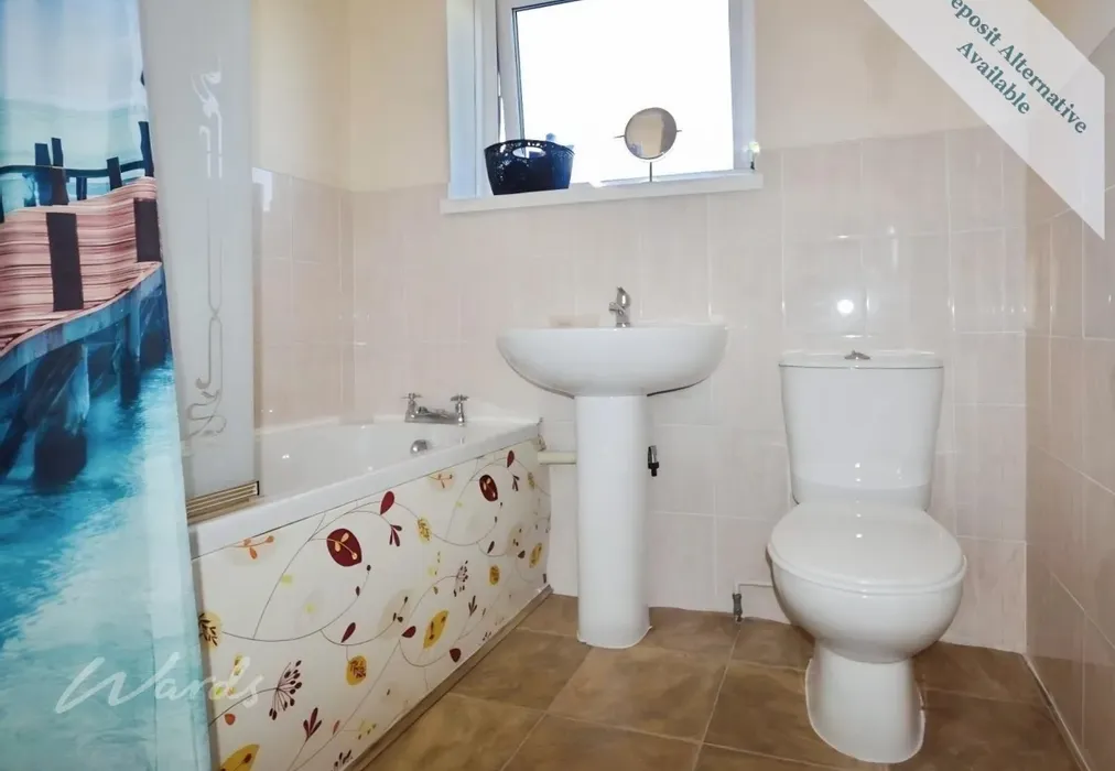 Ros 3 bath use - Lyell Road Birchington CT7 - Wards of Kent