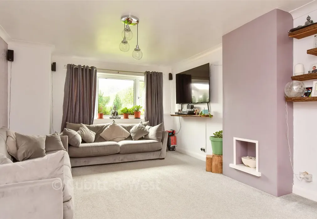 Lounge - Downs Valley Road, Woodingdean, East Sussex - Wards of Kent