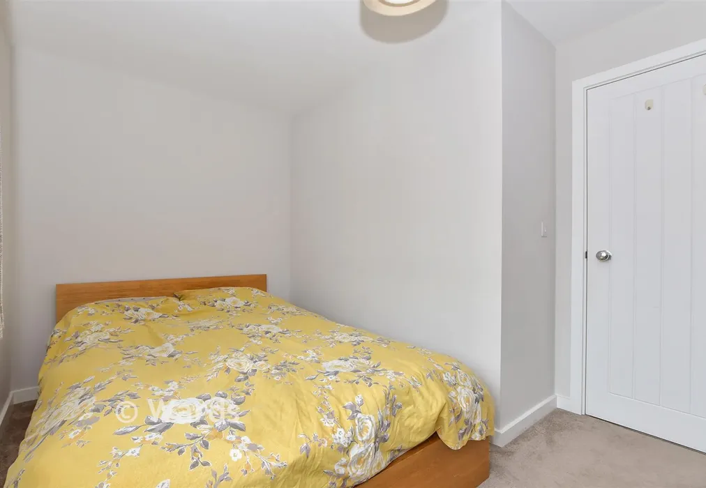 Bedroom 5 - Artisan Road, Headcorn, Kent - Wards of Kent