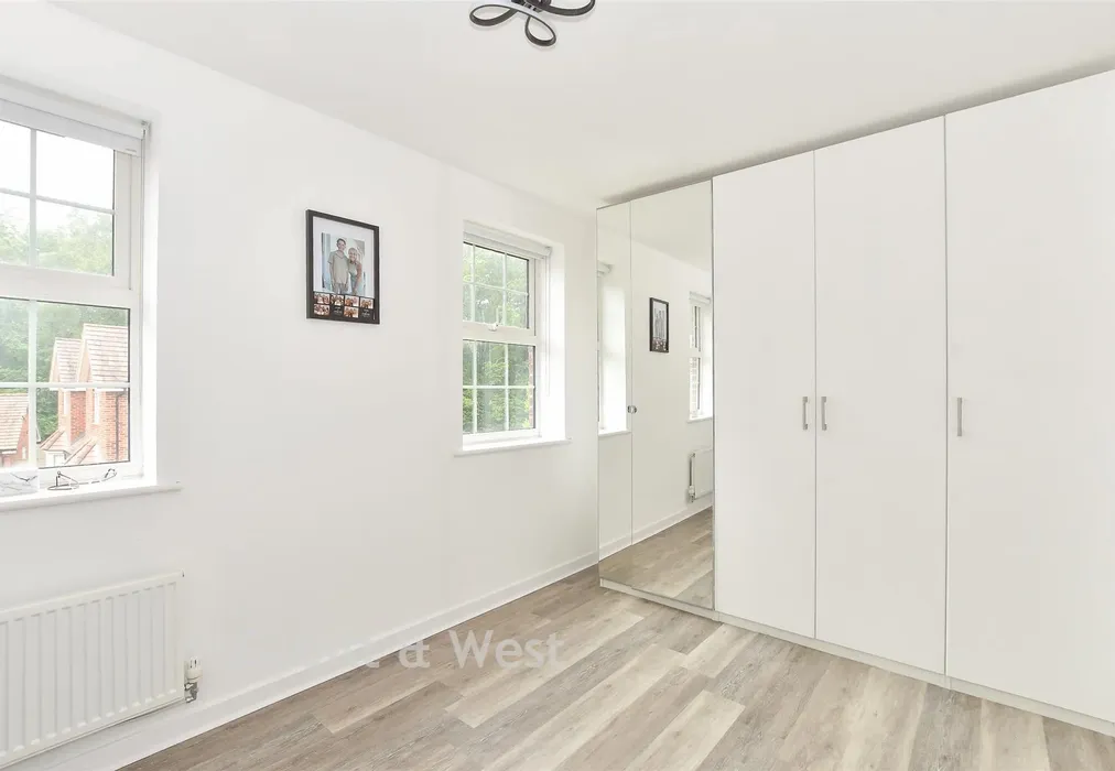 Bedroom 3 - Somerley Drive, Forge Wood, Crawley, West Sussex - Wards of Kent