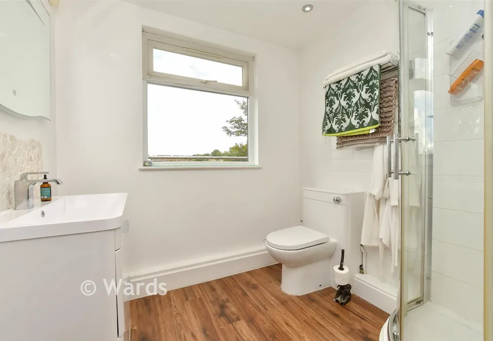 En-Suite Shower Room - Baldwin Road, Minster-On-Sea, Kent - Wards of Kent