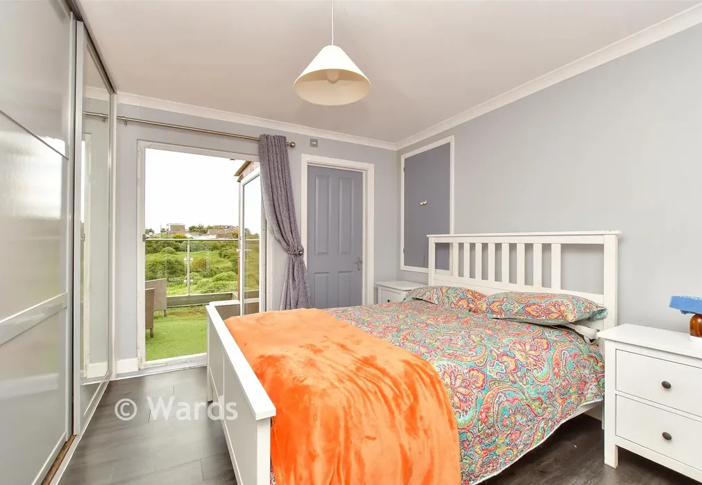 Bedroom 1 - Baldwin Road, Minster-On-Sea, Kent - Wards of Kent