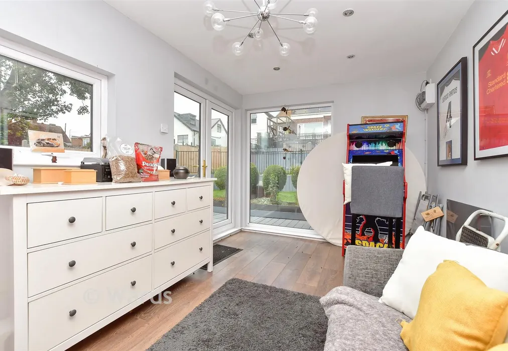 Room 1 (Home Office) - Baldwin Road, Minster-On-Sea, Kent - Wards of Kent