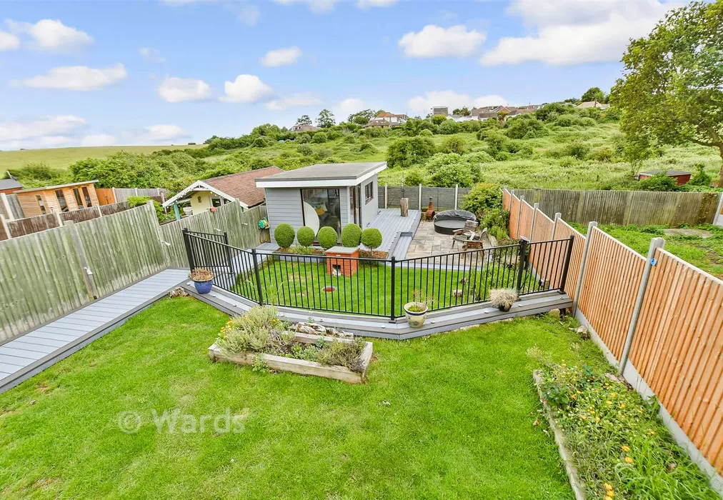 Rear Garden - Baldwin Road, Minster-On-Sea, Kent - Wards of Kent