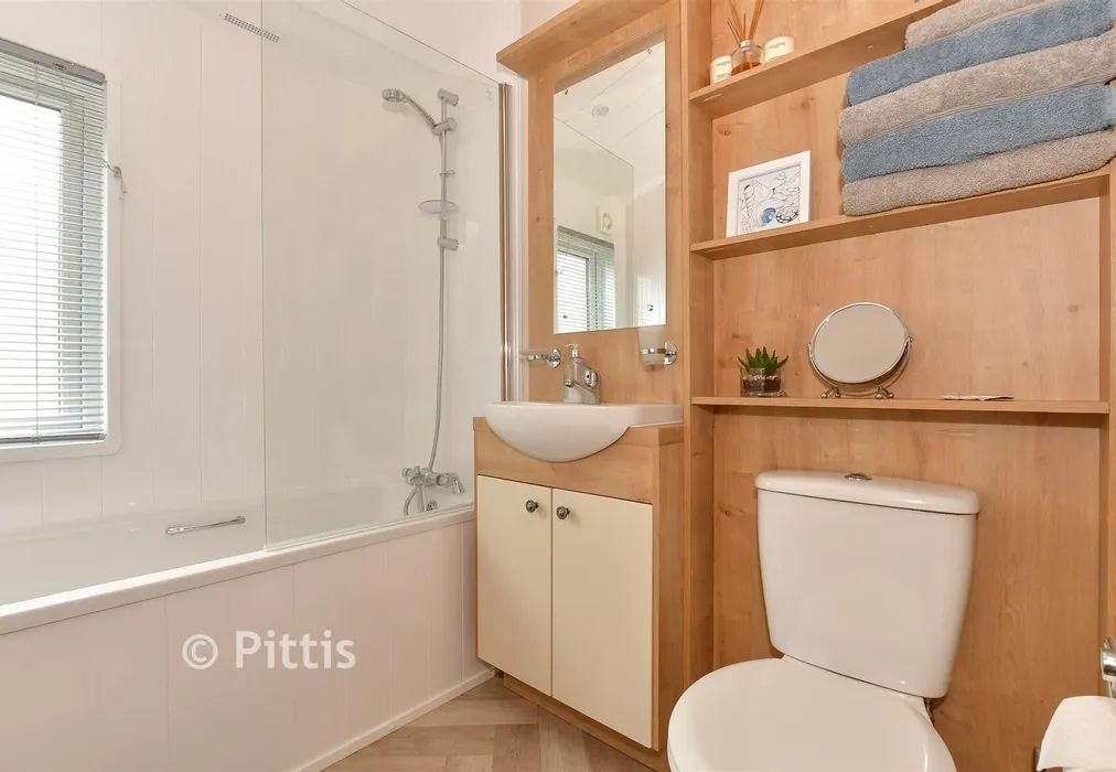 Bathroom* - Carters Road, Upton, Ryde, Isle of Wight - Wards of Kent