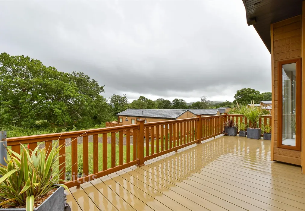Deck Area* - Carters Road, Upton, Ryde, Isle of Wight - Wards of Kent