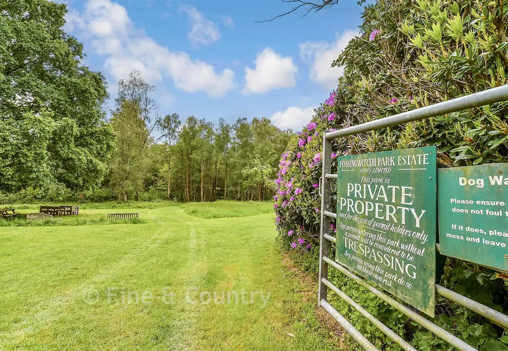 Surrounding Area - Possingworth Close, Cross In Hand, Uckfield, East Sussex - Wards of Kent