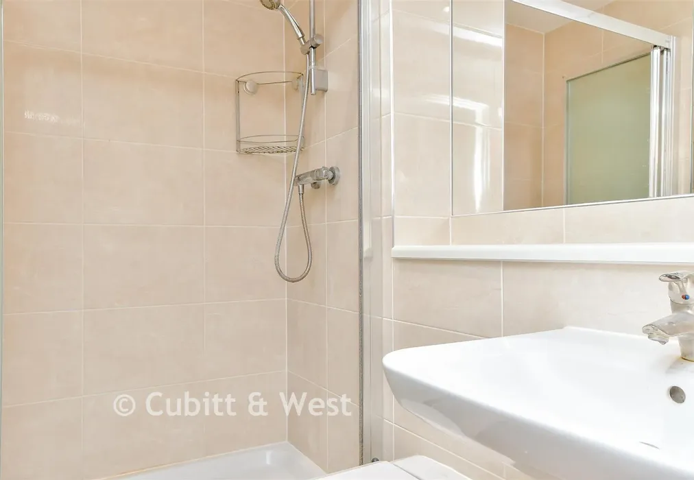 En-Suite Shower Room - Dyke Road, Brighton, East Sussex - Wards of Kent