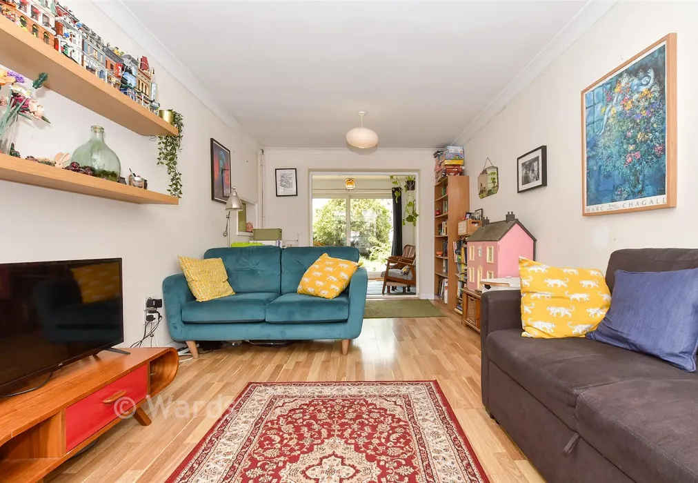 Lounge - Wife Of Bath Hill, Canterbury, Kent - Wards of Kent