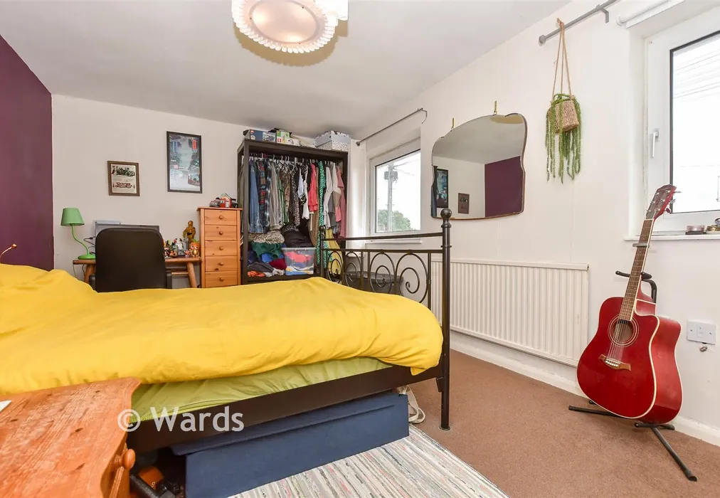 Bedroom 1 - Wife Of Bath Hill, Canterbury, Kent - Wards of Kent