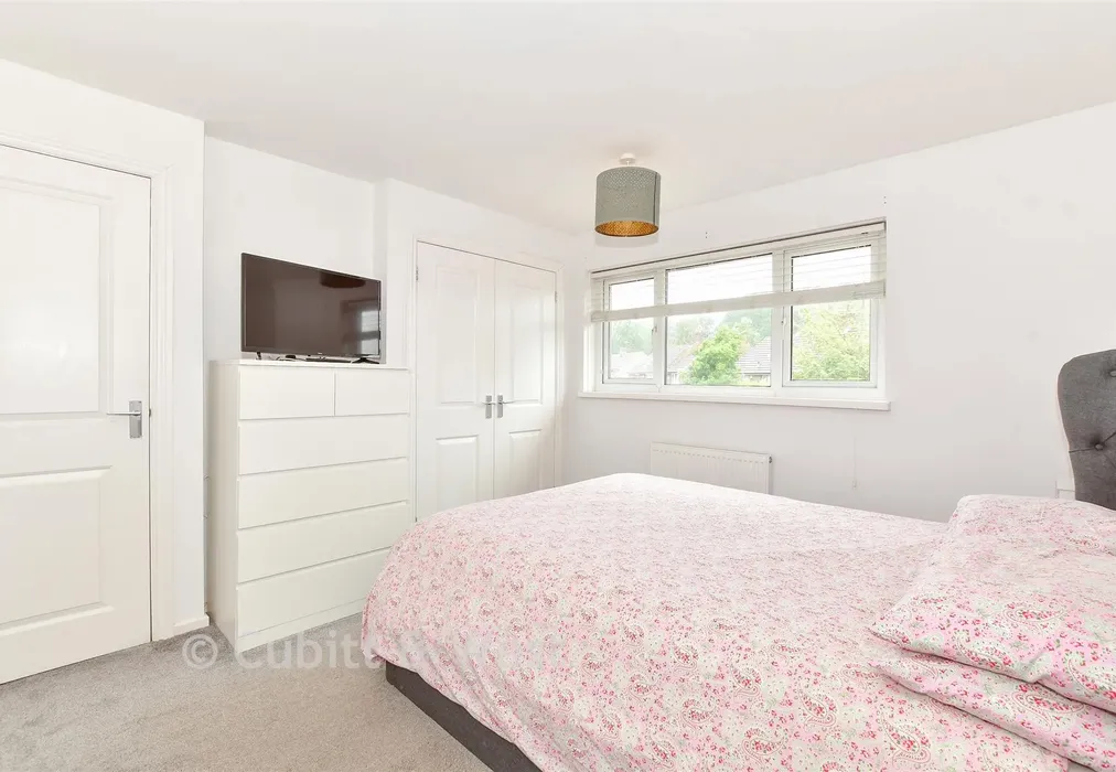 Bedroom 1 - Dockenfield Close, Havant, Hampshire - Wards of Kent
