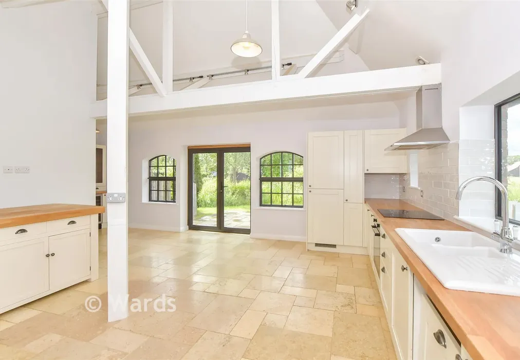 Kitchen/Diner - Plumtree Road, Headcorn, Ashford, Kent - Wards of Kent