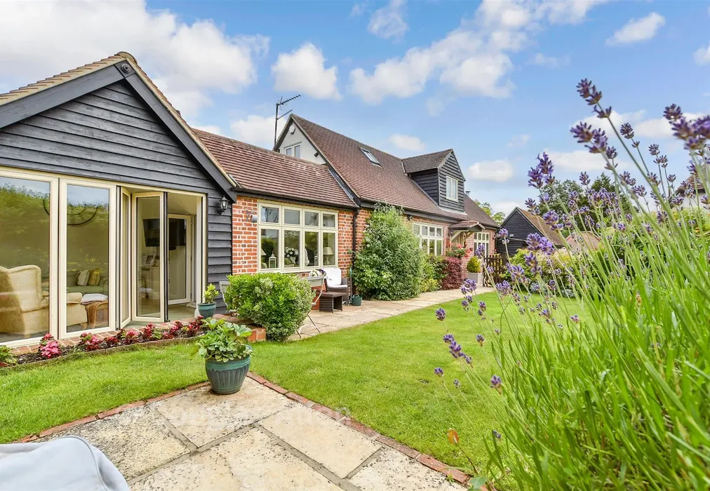 External Lifestyle Photograph - Home Farm, Fiddlers Hamlet, Essex - Wards of Kent