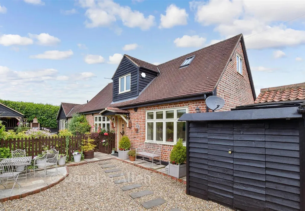 External (Web) - Home Farm, Fiddlers Hamlet, Essex - Wards of Kent