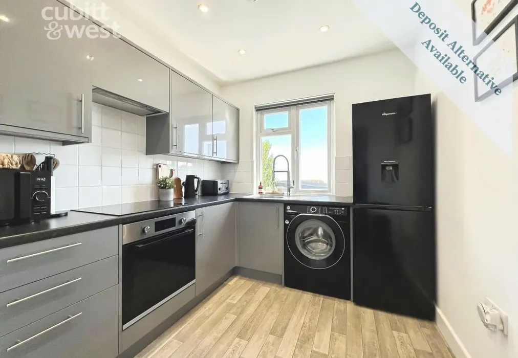 Kitchen - OPEN HOUSE FULLY BOOKED, Warren Road, BN2 - Wards of Kent