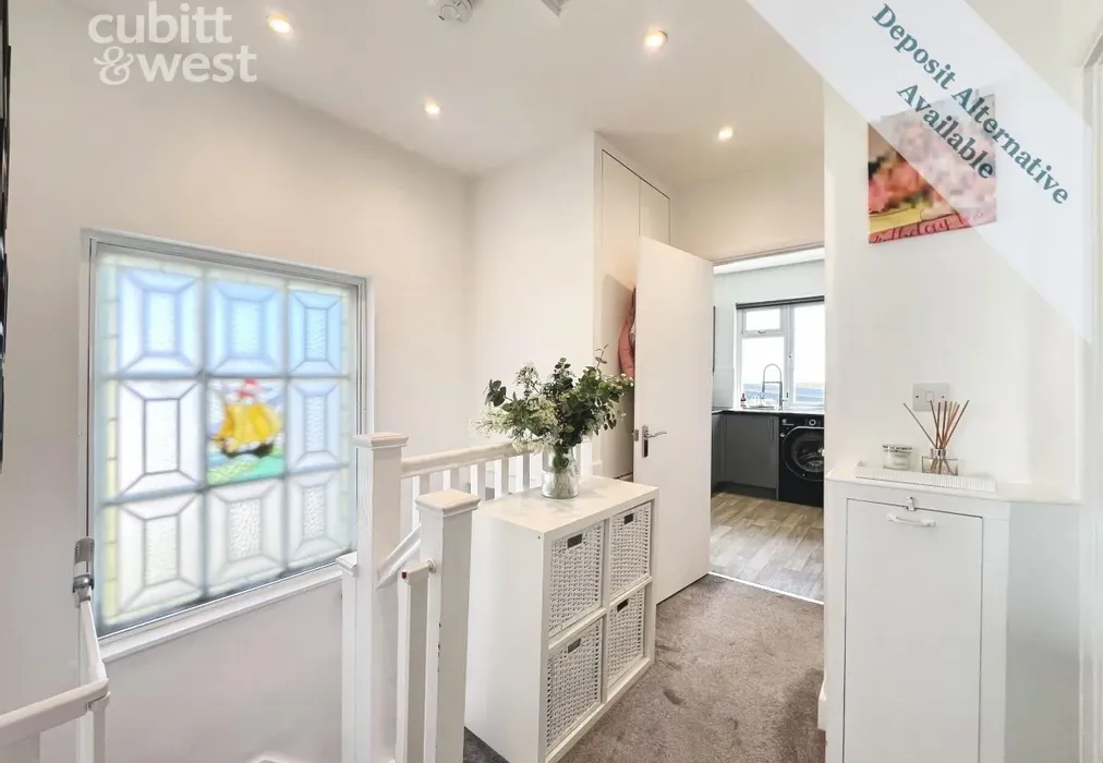 Landing - OPEN HOUSE FULLY BOOKED, Warren Road, BN2 - Wards of Kent
