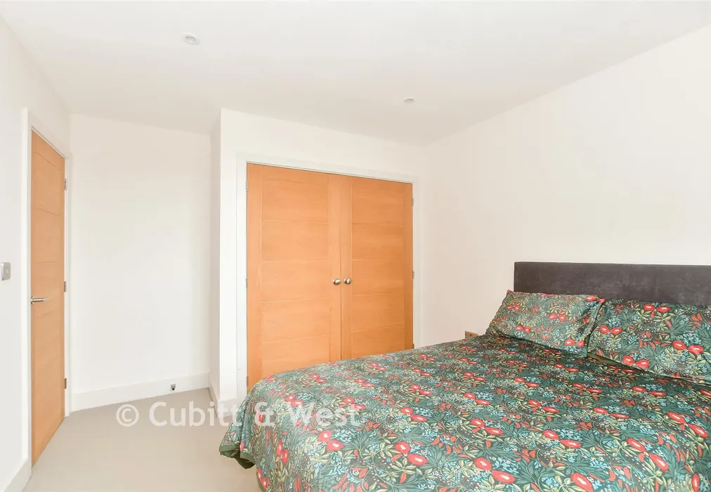 Bedroom 3 - Rocky Lane, Haywards Heath, West Sussex - Wards of Kent