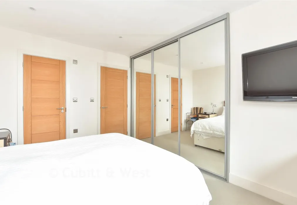 Bedroom 1 - Rocky Lane, Haywards Heath, West Sussex - Wards of Kent
