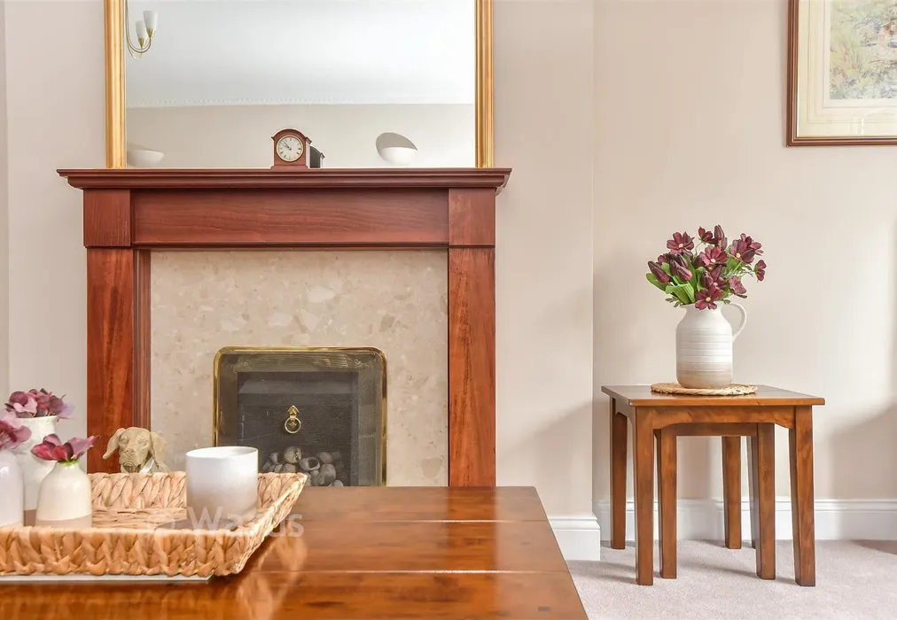 Internal Lifestyle Photograph - Brisley Court, Kingsnorth, Kent - Wards of Kent
