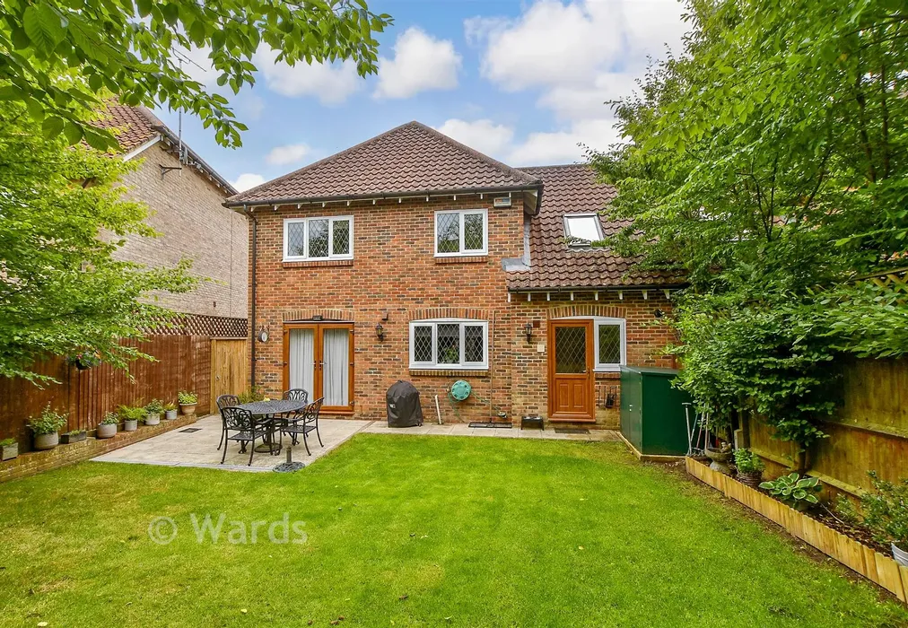 Rear Elevation - Brisley Court, Kingsnorth, Kent - Wards of Kent