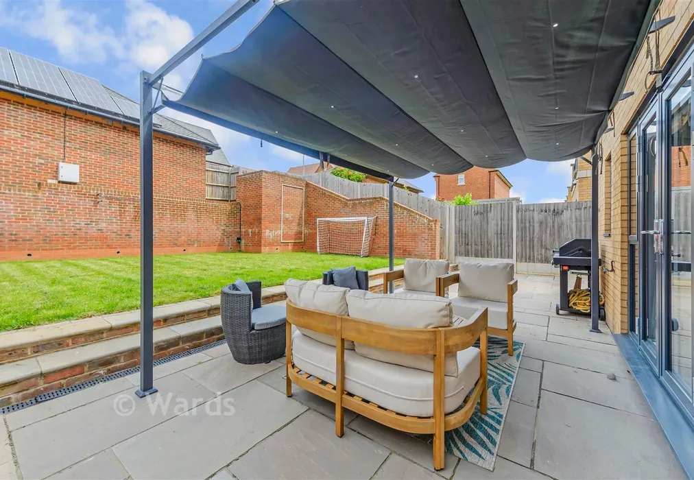 External Feature - Embleton Lane, Castle Hill, Kent - Wards of Kent