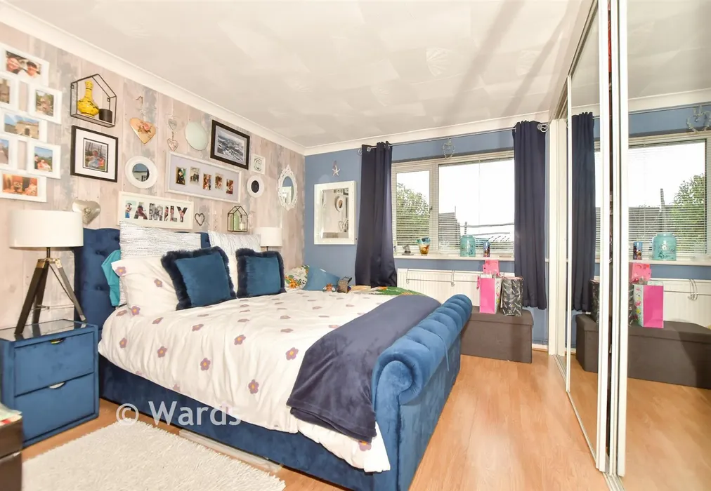 Bedroom 3 - Crimond Avenue, Dymchurch, Romney Marsh, Kent - Wards of Kent