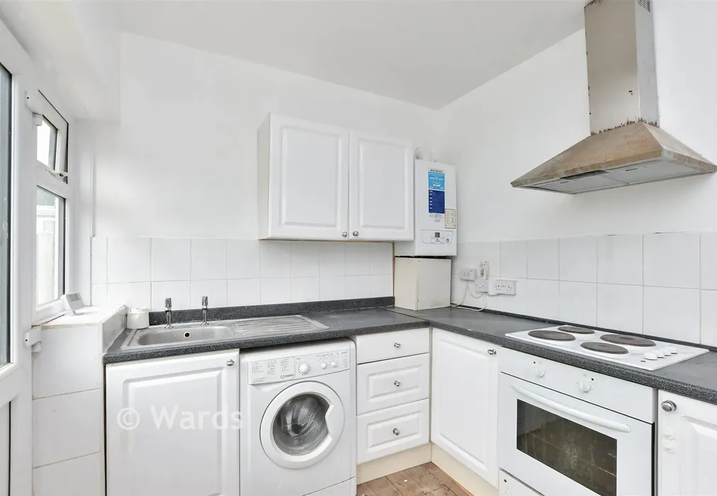 Kitchen - Marrose Avenue, Ramsgate, Kent - Wards of Kent
