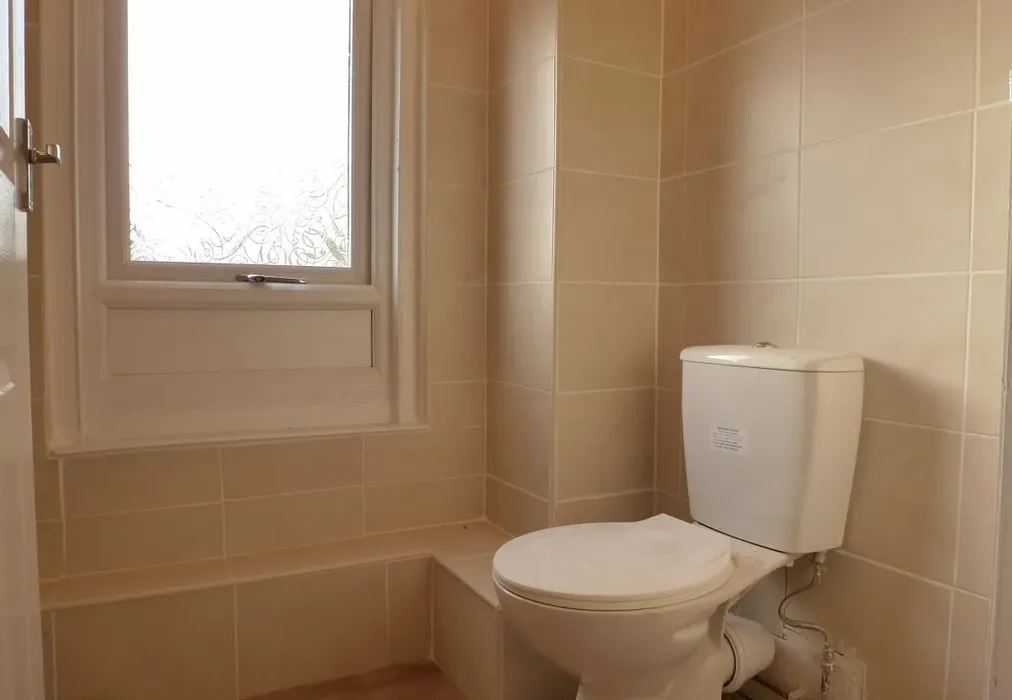 89a Bryant road s... - Bryant Road Strood ME2 - Wards of Kent