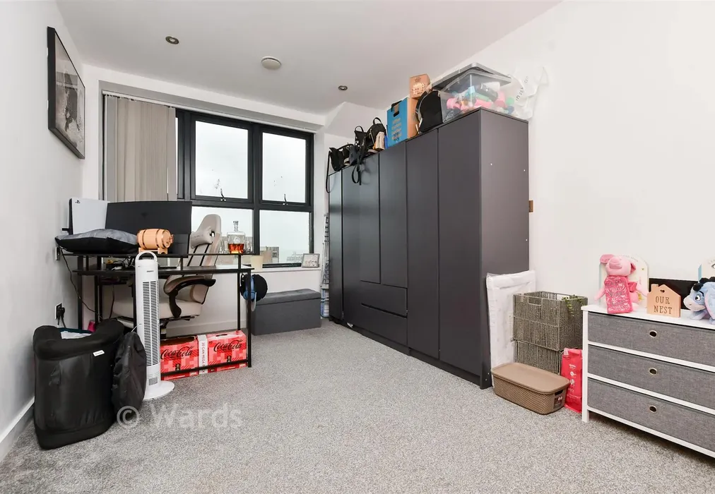 Bedroom 2 - Queensbridge Drive, Ramsgate, Kent - Wards of Kent