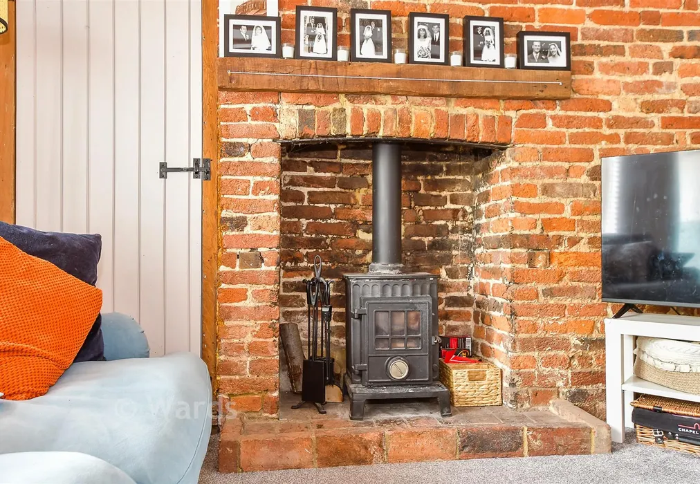 Internal Feature - Frensham Road, Rolvenden Layne, Cranbrook, Kent - Wards of Kent