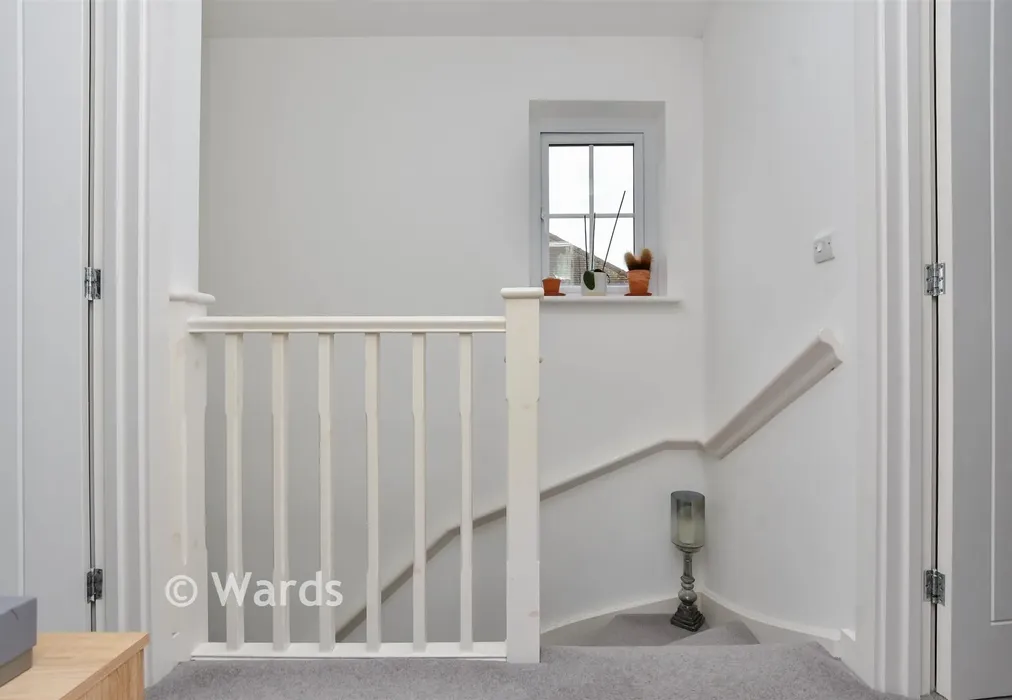 Landing - Laleham Lane, Margate, Kent - Wards of Kent
