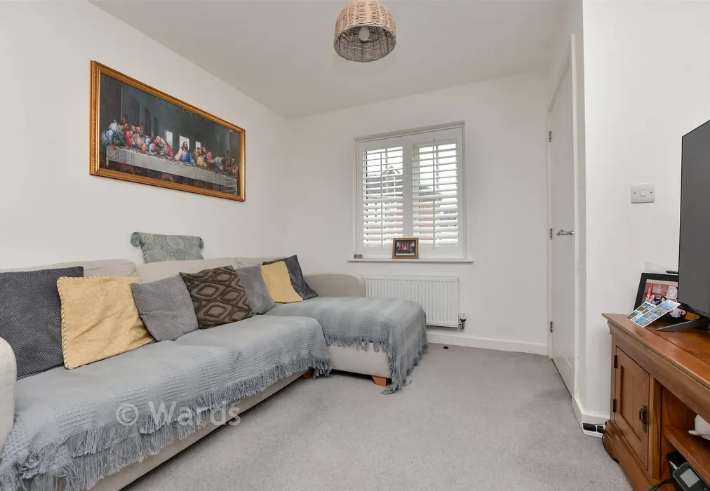 Lounge - Laleham Lane, Margate, Kent - Wards of Kent