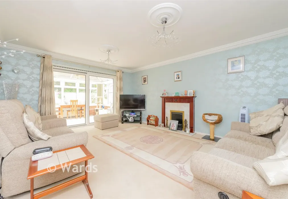 Lounge - Millfield Road, West Kingsdown, Sevenoaks, Kent - Wards of Kent
