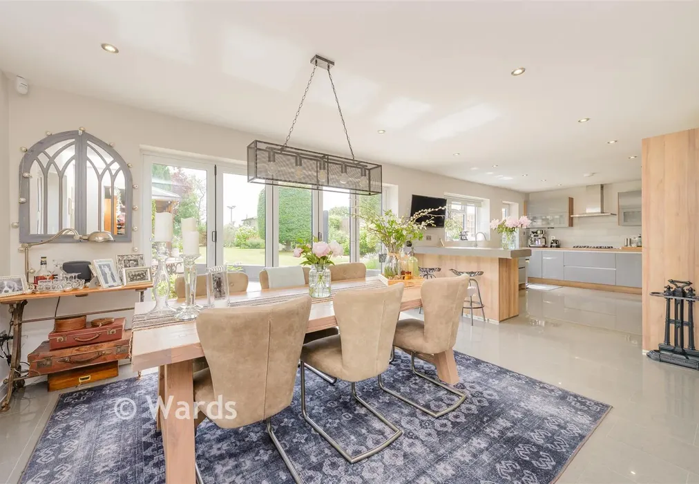 Kitchen/Diner - Grenville Close, Meopham, Gravesend, Kent - Wards of Kent