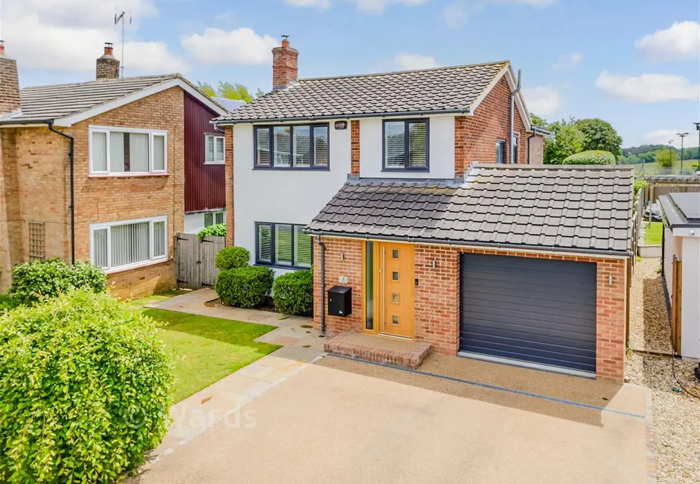 Front (Web) - Grenville Close, Meopham, Gravesend, Kent - Wards of Kent