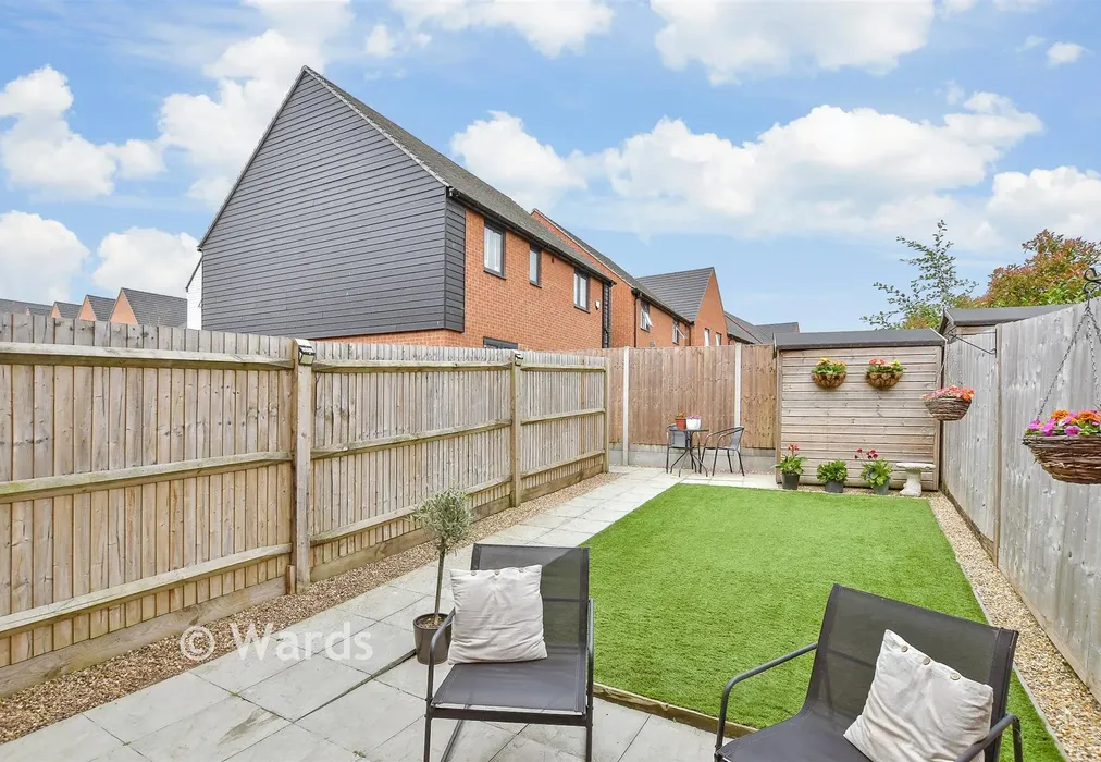 Rear Garden - Weaver Avenue, Faversham, Kent - Wards of Kent