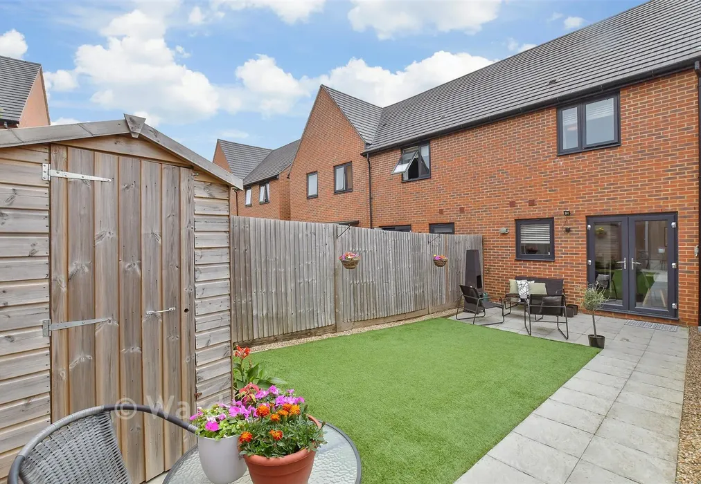Rear Elevation - Weaver Avenue, Faversham, Kent - Wards of Kent