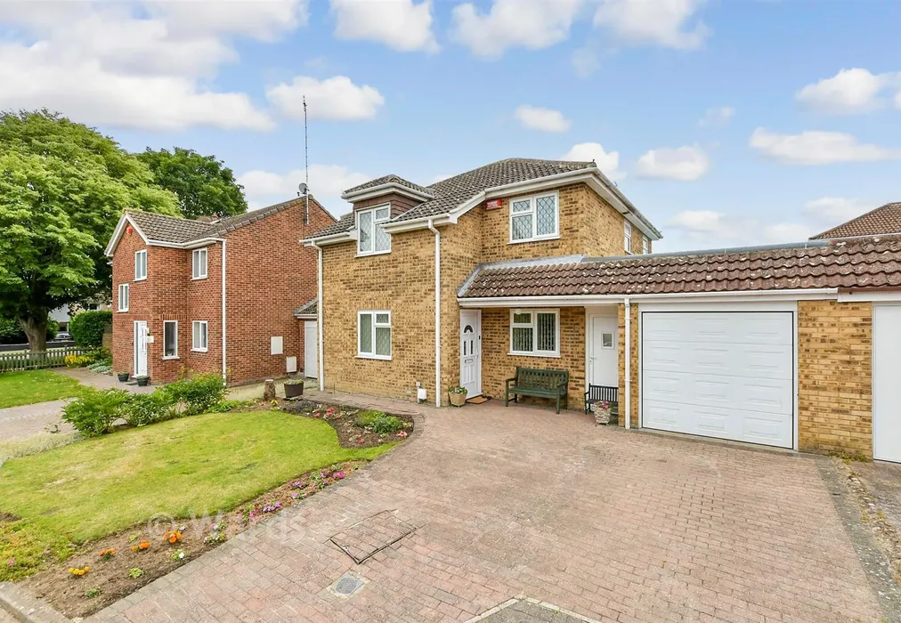 Front...(Web) - Park Wood Close, Broadstairs, Kent - Wards of Kent