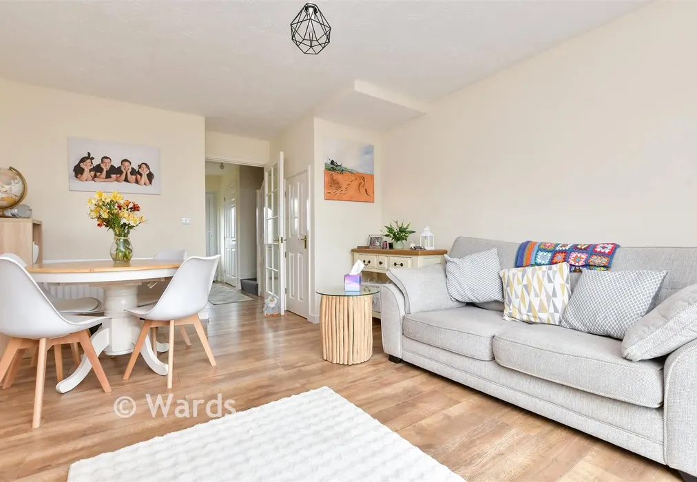 Lounge/Diner - Abbey Court, Westgate-On-Sea, Kent - Wards of Kent