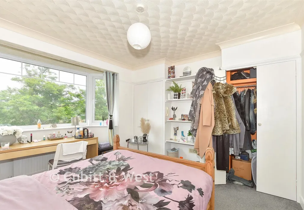 Bedroom 2 - Bevendean Crescent, Brighton, East Sussex - Wards of Kent