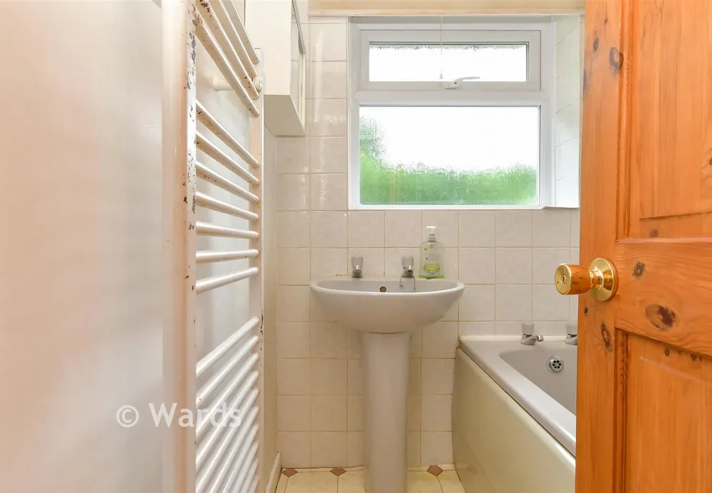 Bathroom - Thirlmere Close, Wainscott, Kent - Wards of Kent