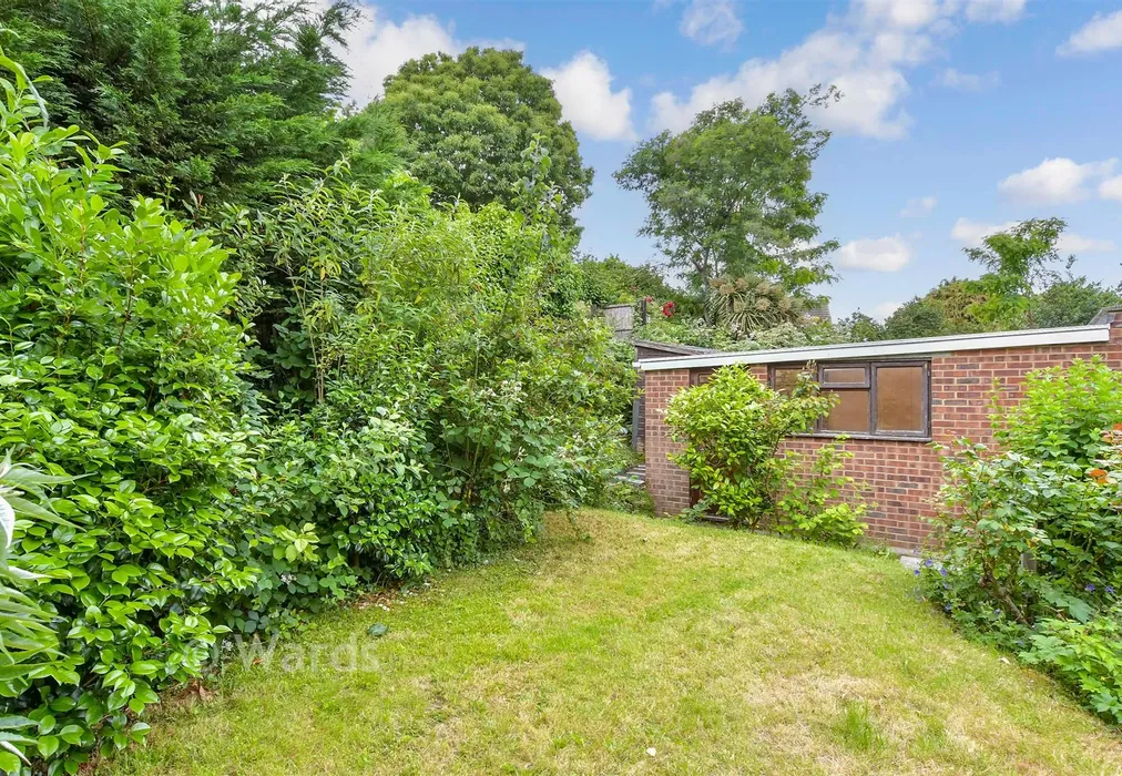 Rear Garden - Thirlmere Close, Wainscott, Kent - Wards of Kent