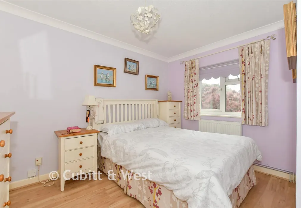 Bedroom 2 - Dinsdale Gardens, Rustington, West Sussex - Wards of Kent