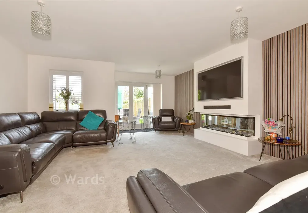 Lounge - Wheel Mews, Westwell, Ashford, Kent - Wards of Kent