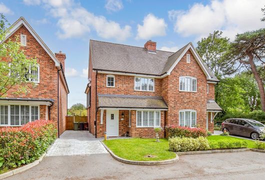 Wheel Mews, Westwell, Ashford, Kent - Wards of Kent